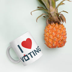 I heart voting Mug